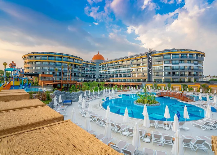 Arnor De Luxe &SpaSpa Hotel