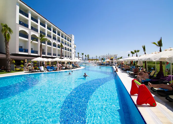 Port River Hotel & Spa